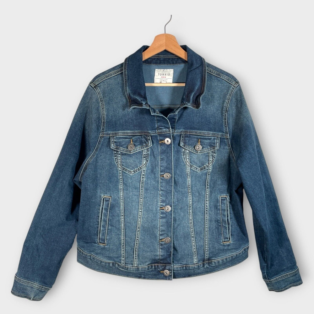 Torrid Denim Truckers Jean Jacket Women’s 2 (2X) Country 90's Western Rodeo